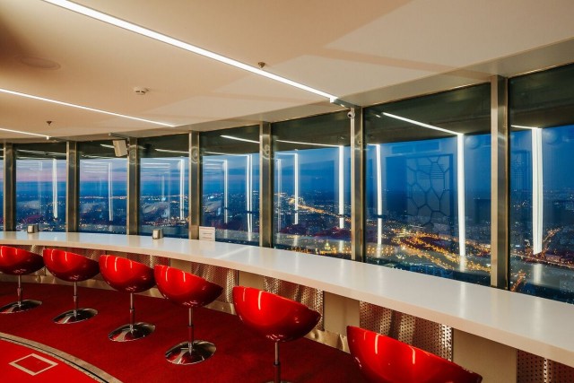 Чем кормили в ресторане "Останкинской" телебашни во времена СССР?