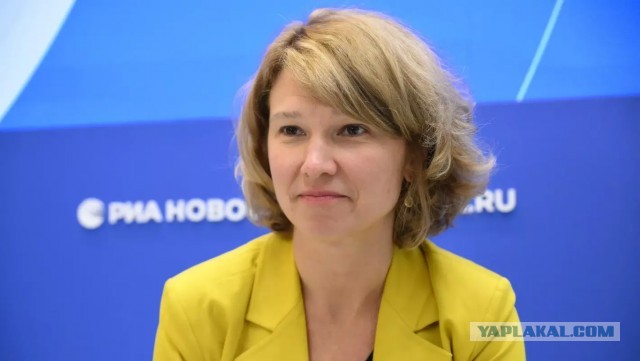 Глава Минсельхоза призвала молиться и ставить свечки ради урожая