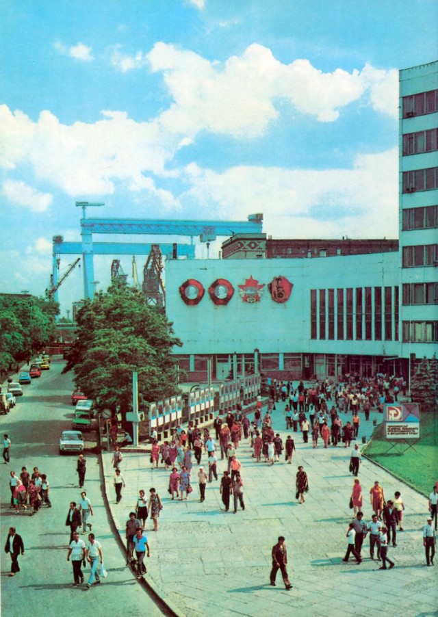 Back in USSR (06.02)
