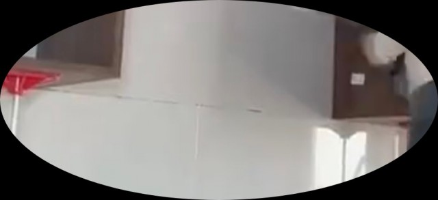 Беззвучная девчонка молодец