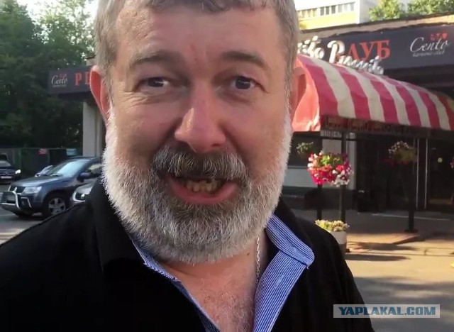 Источник: более 200 человек задержаны на Манежной площади в Москве