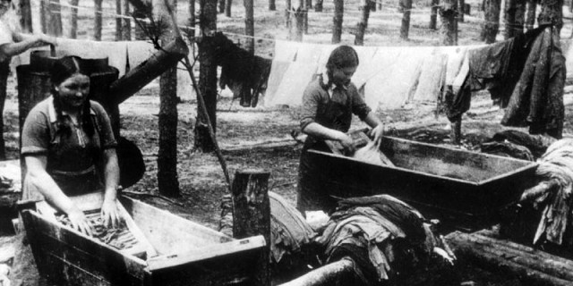 Прачка — звучит гордо: чем занимались банно-прачечные отряды в Великую Отечественную