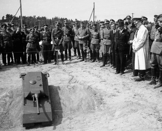 История в фотографиях