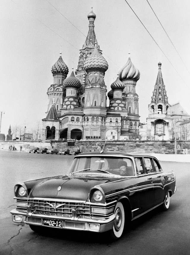 История в фотографиях