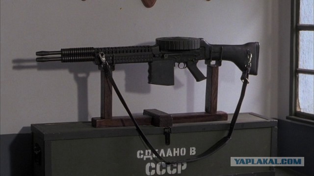 Кадр: фильм «Угонщик самолетов»