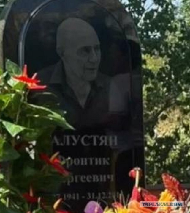 Похороны цыган за 10 млн рублей показали курганские ритуальщики.