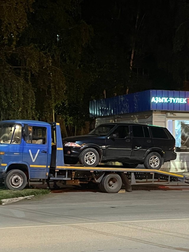 В Башкортостане мужчина с макетом автомата Калашникова запугивал сотрудников Росгвардии