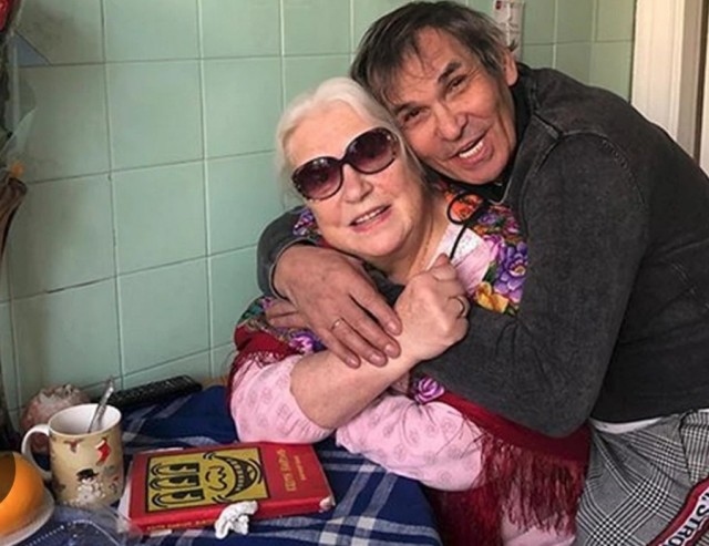 Так всё уютно, по-домашнему.