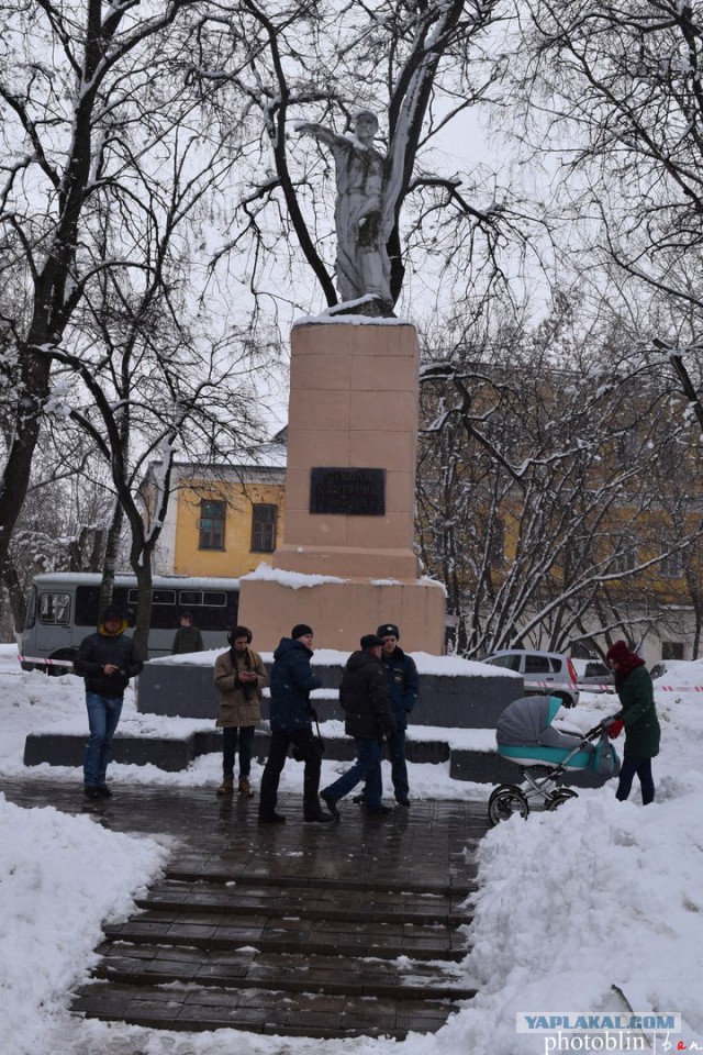 Фото. Как прошло несанкционированное шествие в столице и других городах