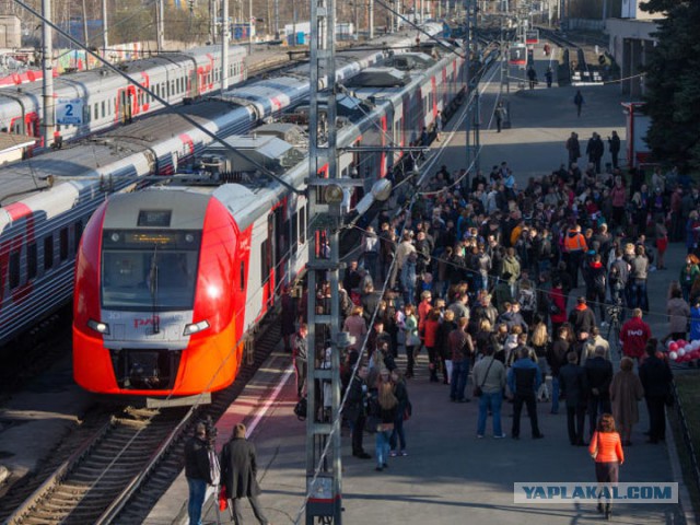 На петербургских вокзалах вводится плата для провожающих