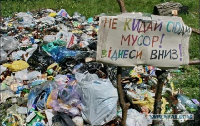 Украина снова отправит суда через Керченский пролив
