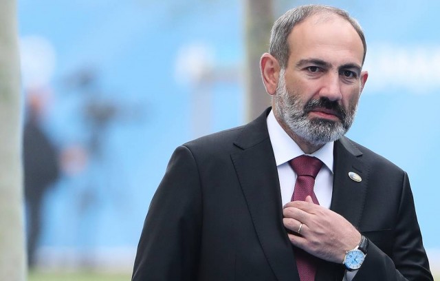 Пашинян заявил о проблемах с мобилизацией для продолжения боев в Карабахе