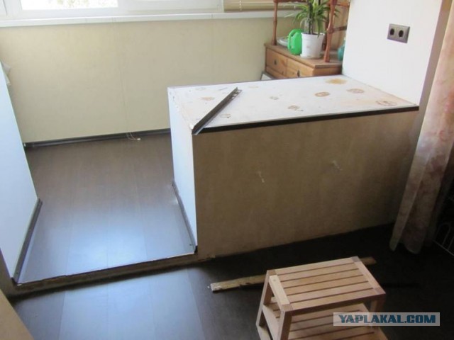 Ремонт комнаты женскими силами :)