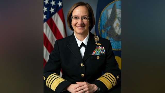 На пост главы ВМС США впервые в истории назначили женщину