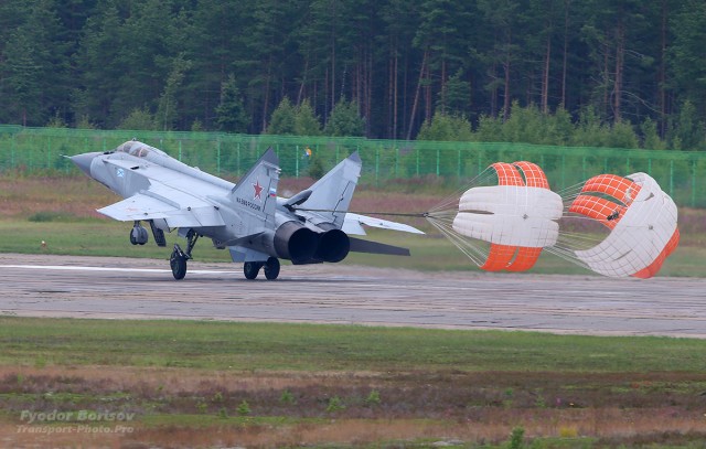 МиГ-31. Самому быстрому - 50!