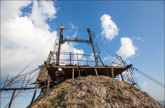 Там,где висела искусственная Луна. Остров Крым