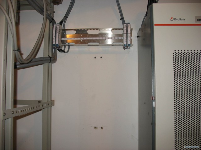 Как организована связь TELE2