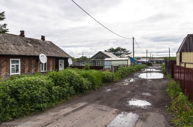 Курильск — российский город на "спорном острове"