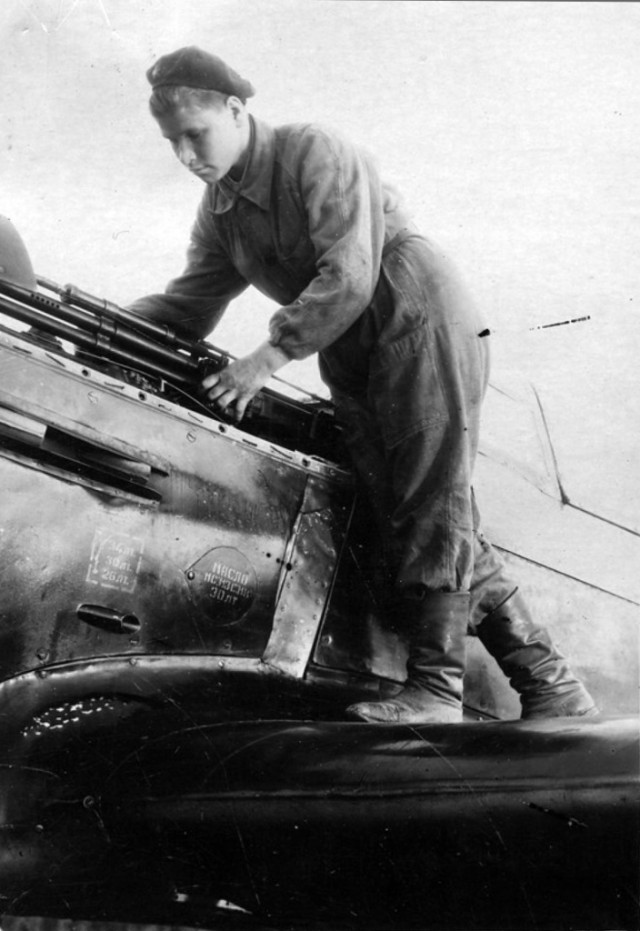 Як-1б. Любимчик сталинских соколов.