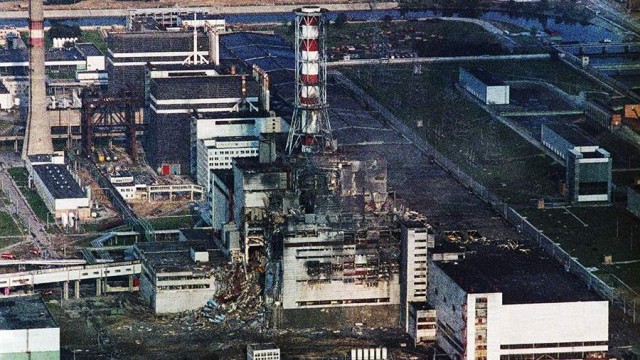 Чей год рождения чем знаменит? Давайте поиграем и разбавим этот последний день долгих выходных позитивом!