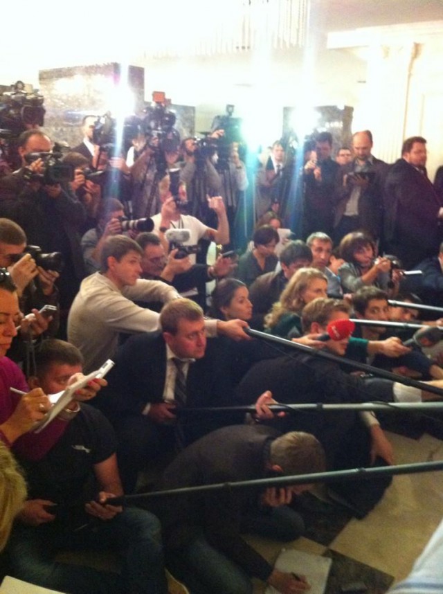 В Минске подписан протокол о прекращении огня с 18