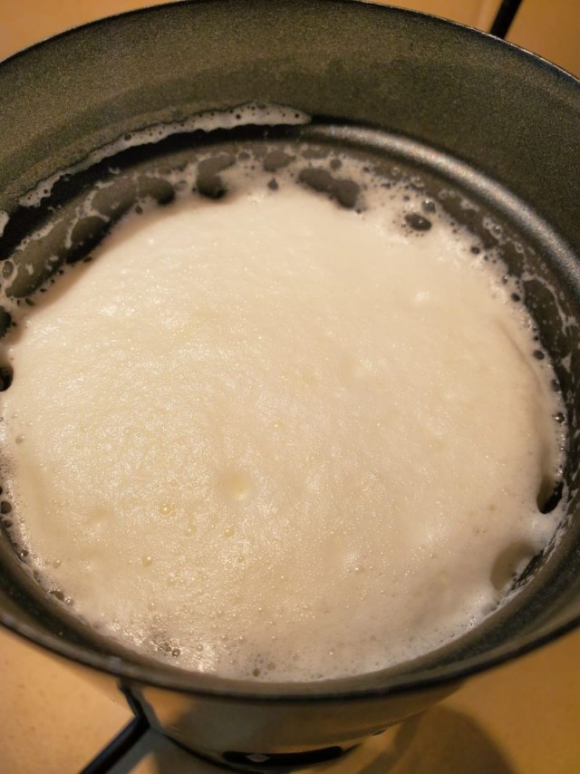 Кофе Дальгона и йогуртный торт.