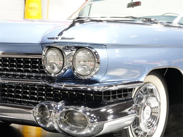 'CadMad' 1959 Cadillac Eldorado Brougham. Своеобразных автофото пост.