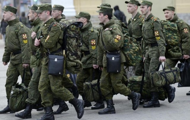 Путин подписал закон о повышении призывного возраста