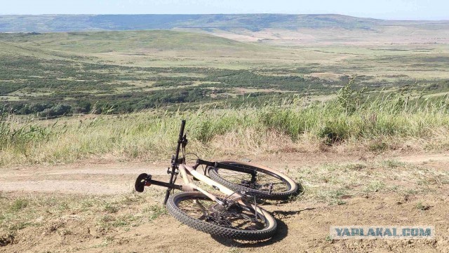 30 000 километров пробега на самодельном велосипеде с бамбуковой рамой.