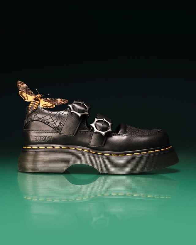 Популярный бренд Dr. Martens представил коллекцию обуви совместно с сериалом «Уэнсдей».