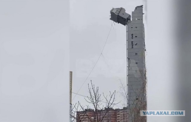 В китайском Шэньчжэне открыли крупнейший в мире крытый горнолыжный курорт