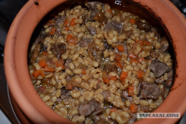 Перловка с мясом и грибами