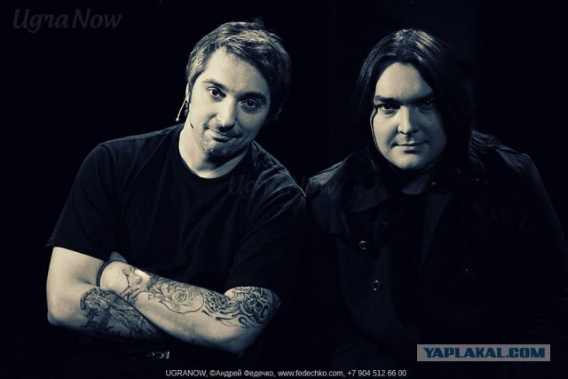 Знаменитости и их родные братья с сестрами