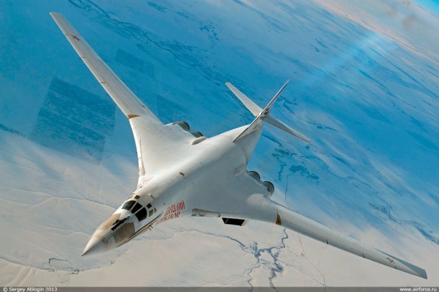Нанесение авиаударов Ту-95МС крылатыми ракетами ХА-101 по объектам ИГИЛ в Сирии