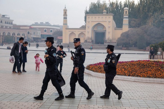 Китай разрушает мечети и уничтожает культуру уйгуров