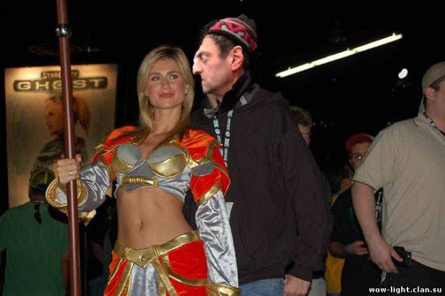 Фотожаба: Приставы и страховщики.