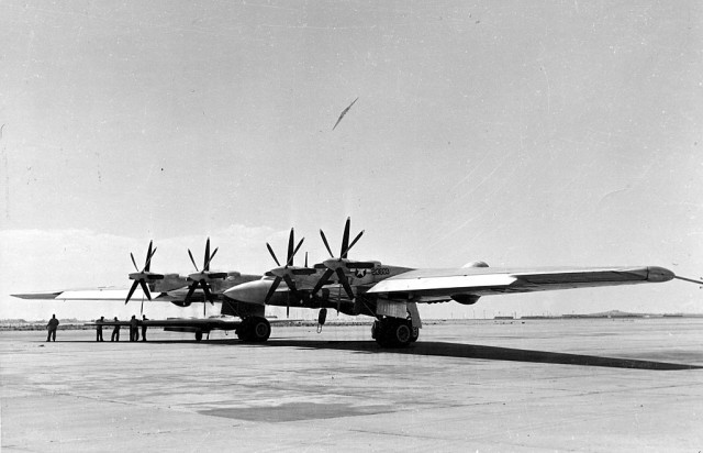 Яркие и необычные самолеты в истории. Northrop XB-35 (YB-35).