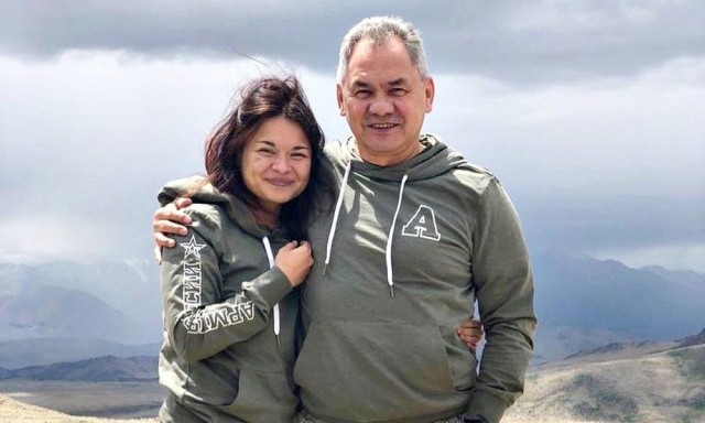 Шойгу провел совещание по увеличению армии до 1,5 миллиона человек