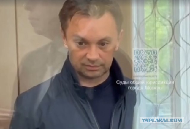 Названа сумма вменяемой замминистру обороны Иванову взятки