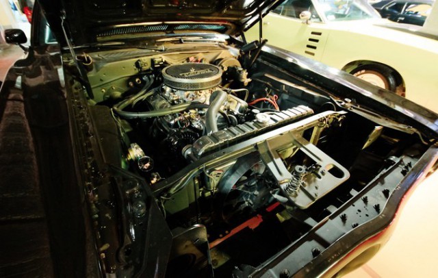 В Питере открылась выставка легендарных авто