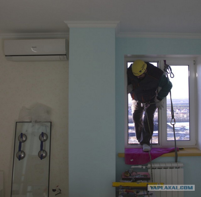 Попросил ребят сфотать как работаю...