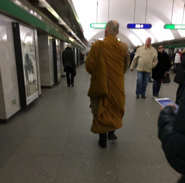 Четкие и непередаваемо модные личности попадаются в метро