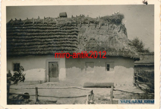 Крестьяне, деревенские  хаты. 1941-1942