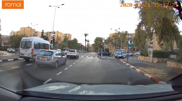 Пьяный мужчина сбил коляску с ребёнком