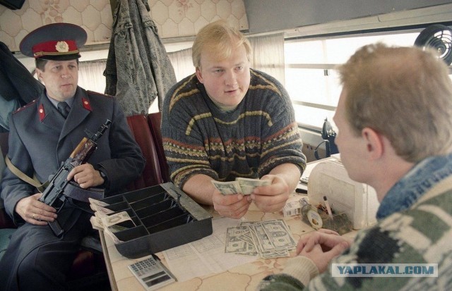 ЦБ готовится к отмене биржевых торгов долларом