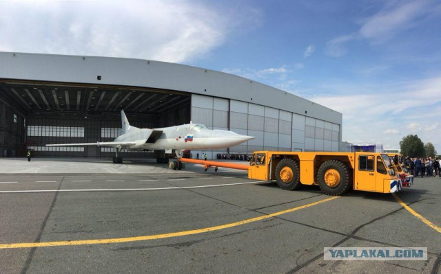 Новый бомбардировщик Ту-22М3М представлен в Казани. Фоторепортаж