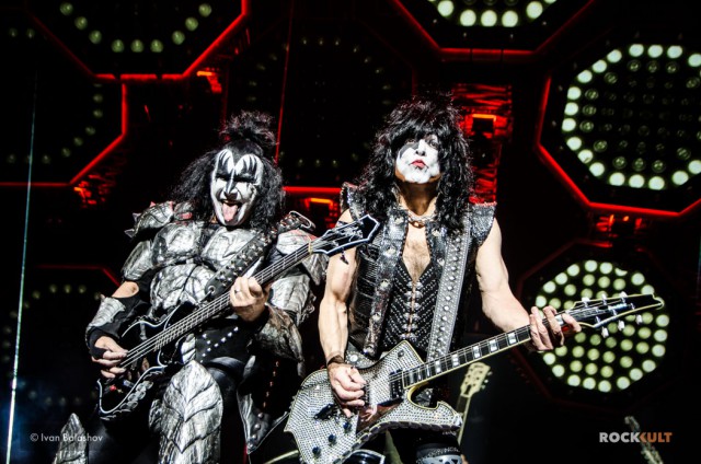 Kiss - Dynasty. История создания