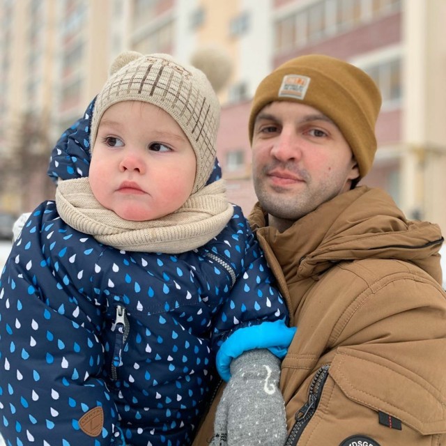 Большие папы и маленькие дети