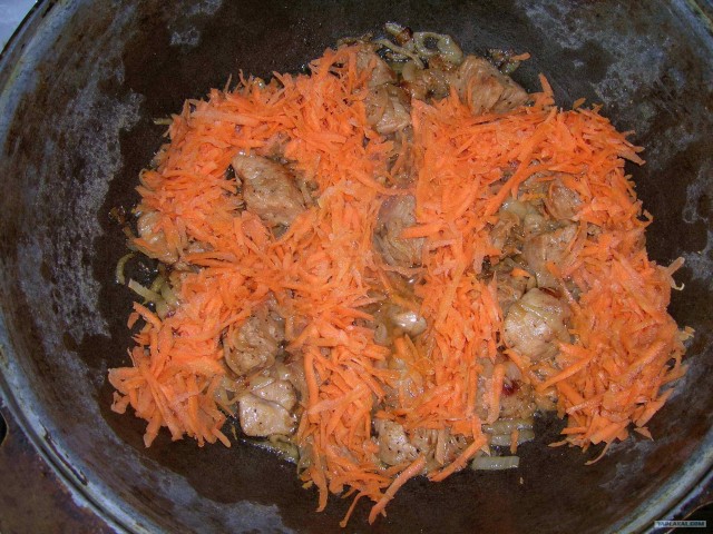 Капуста с мясом
