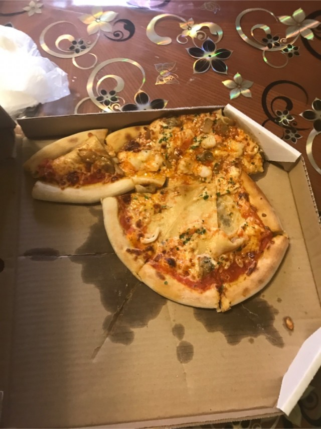 Жёлтый человечек на самокате